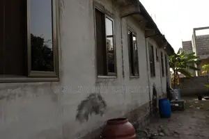 5bdrm House in Dodowa for sale