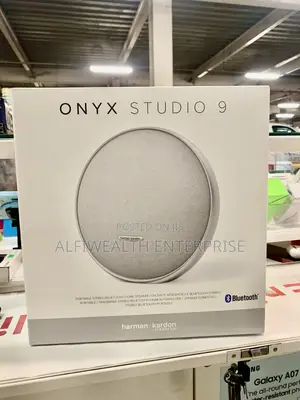 Onyx Studio 9