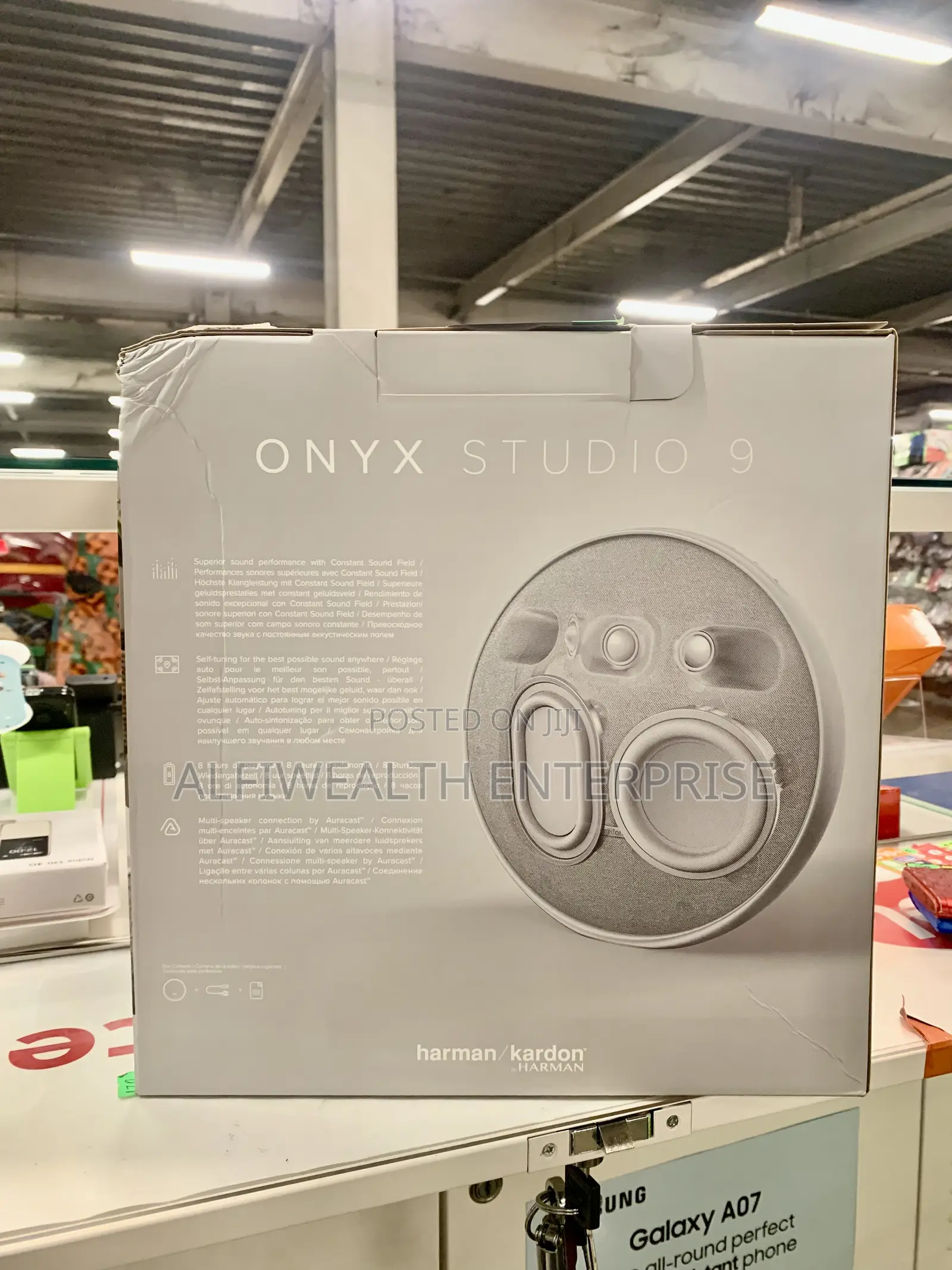 Onyx Studio 9