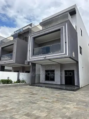 5bdrm House in East Legon for sale