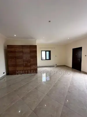 5bdrm House in East Legon for sale
