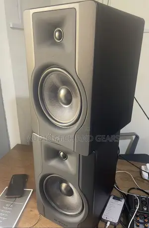 M-Audio Bx8 D3 Studio Monitors