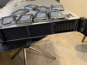 New Server HP ProLiant DL 380 G10 4210R 32GB Intel Xeon HDD+SSD 1T