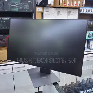 Dell 27” QHD Wide 1440p Ultrasharp Ips Monitor