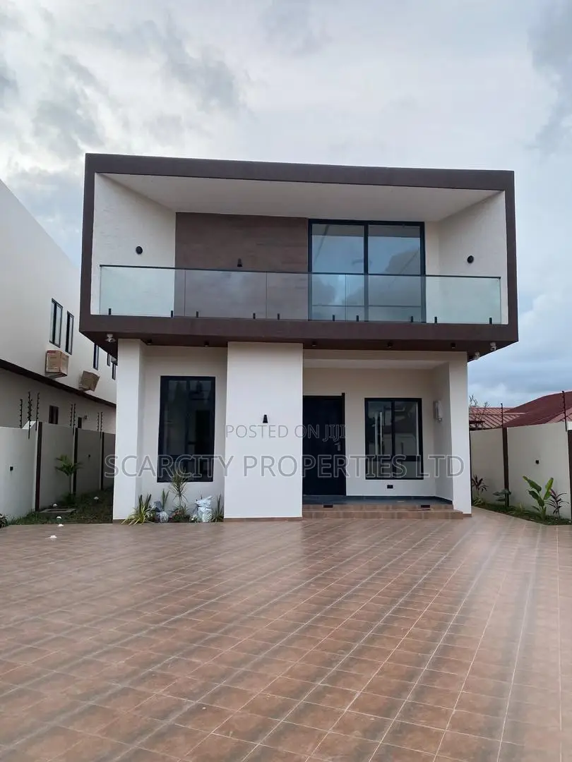 4bdrm House in Oyarifa for sale
