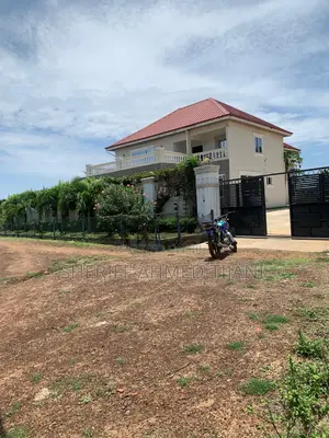 Furnished 6bdrm House in Prambeach, Prampram for sale