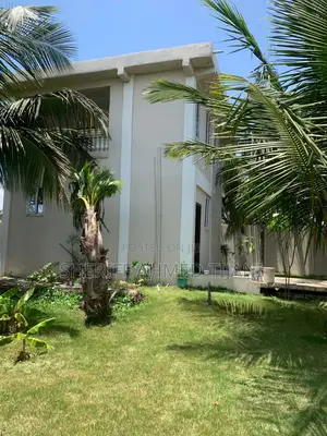Furnished 6bdrm House in Prambeach, Prampram for sale