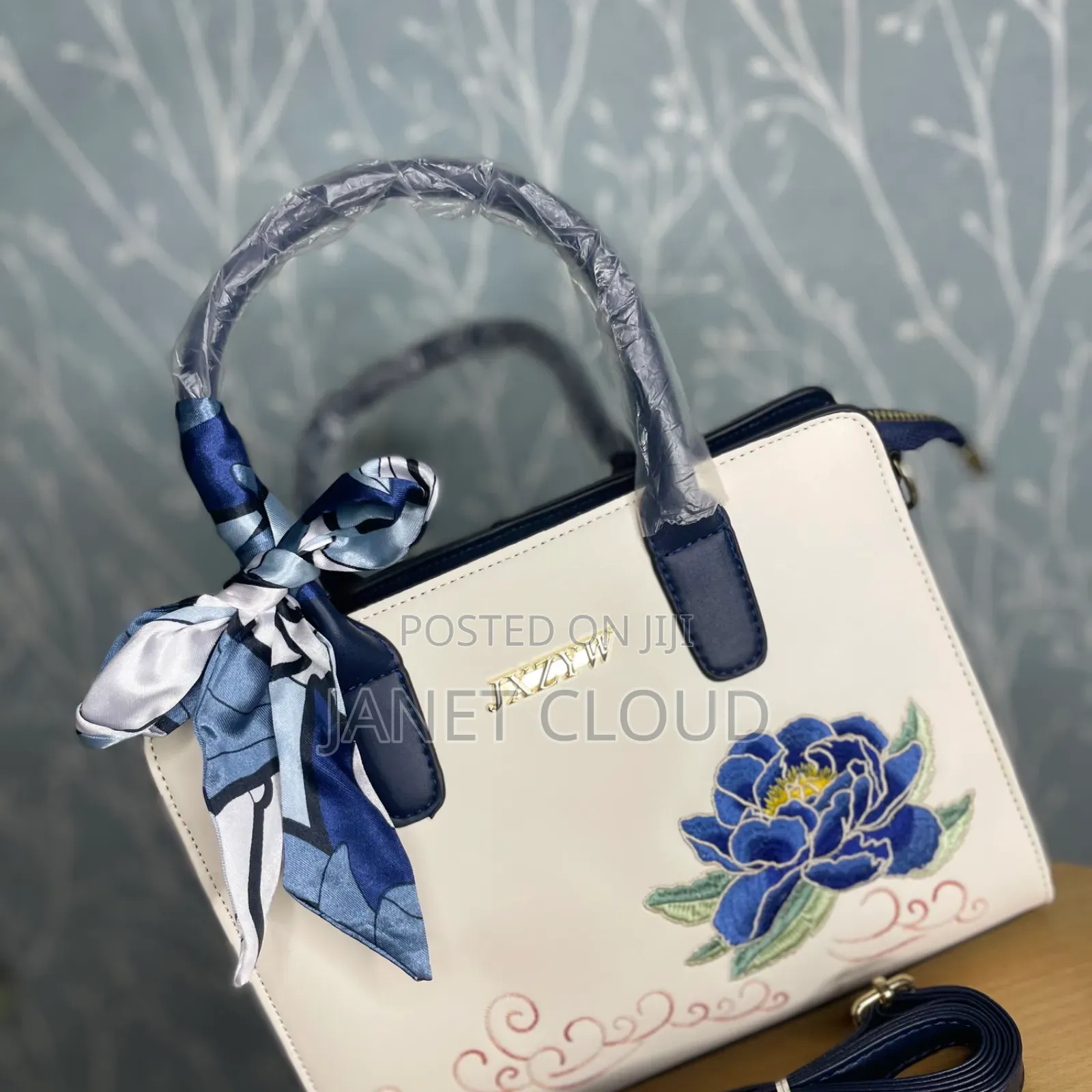 Ladies Scarf Bag - 113747-000
