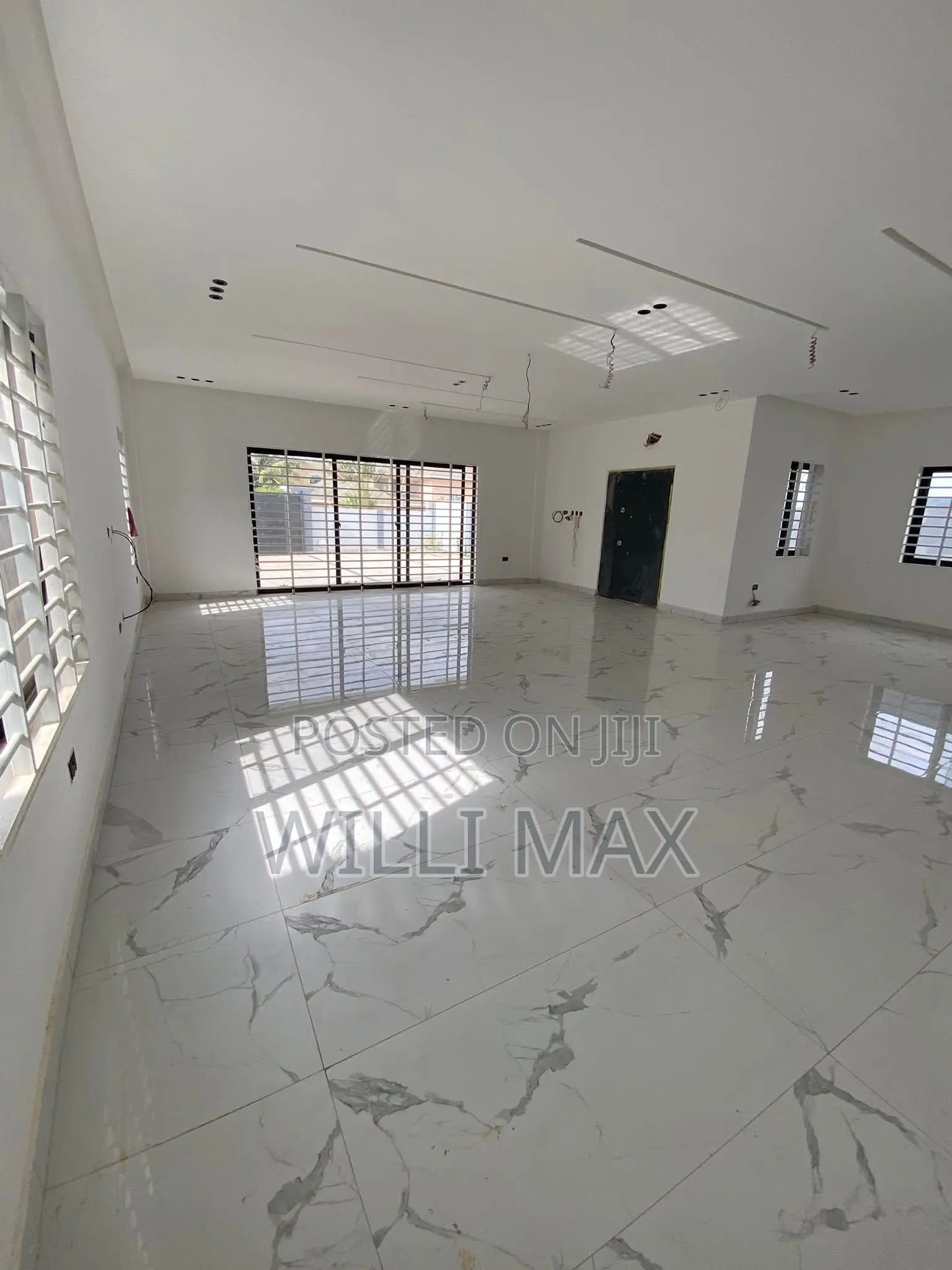 4bdrm Duplex in Ayimensah, Oyarifa Mall Area for sale