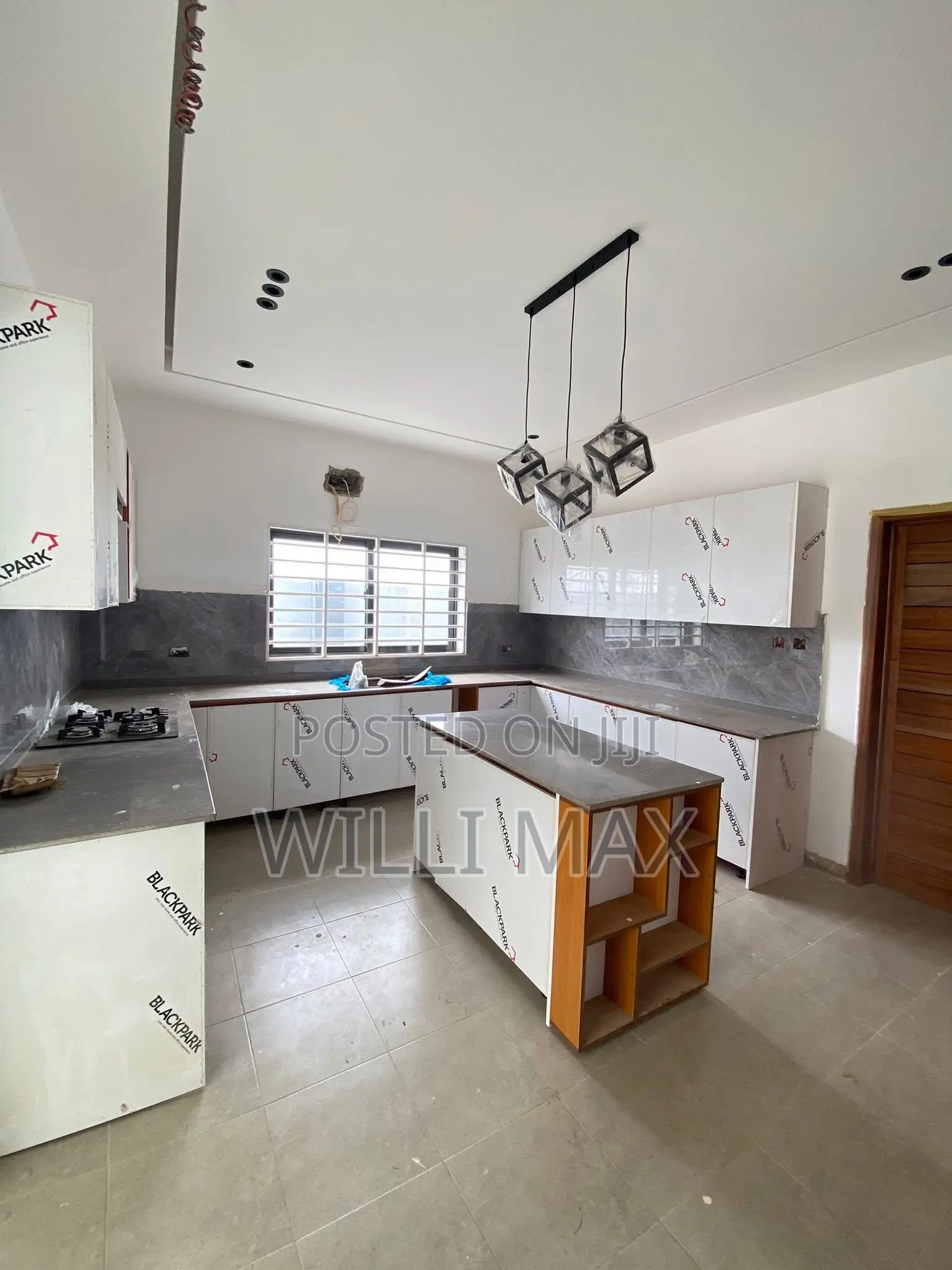 4bdrm Duplex in Ayimensah, Oyarifa Mall Area for sale