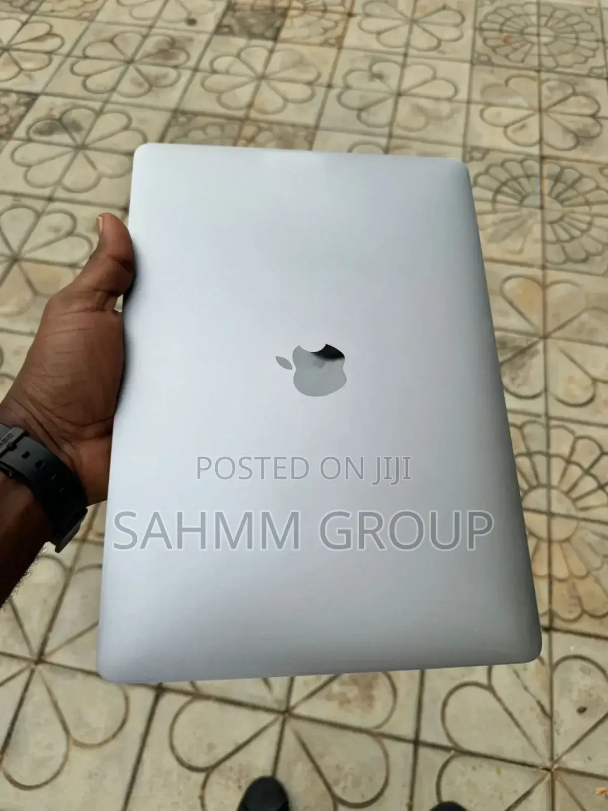 Laptop Apple MacBook Pro 2020 16GB Intel Core i5 SSD 250GB