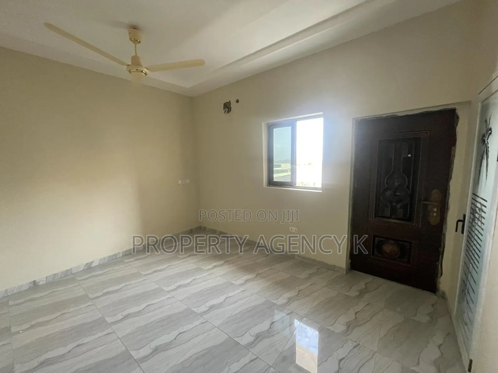 2bdrm Apartment in Kfs, West Hills Mall Area for rent