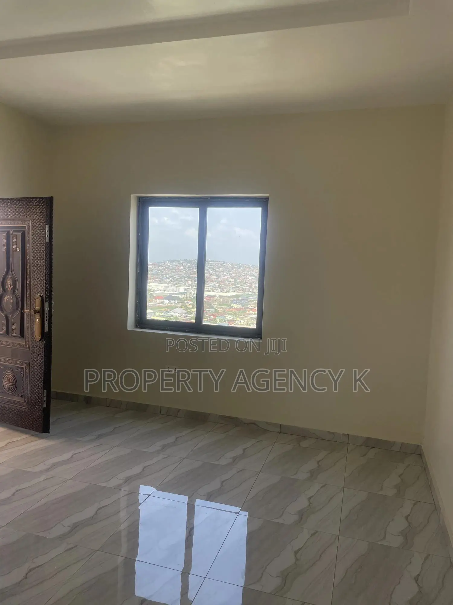 2bdrm Apartment in Kfs, West Hills Mall Area for rent