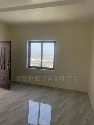 2bdrm Apartment in Kfs, West Hills Mall Area for rent