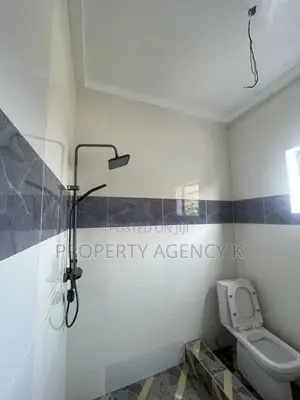 2bdrm Apartment in Kfs, West Hills Mall Area for rent