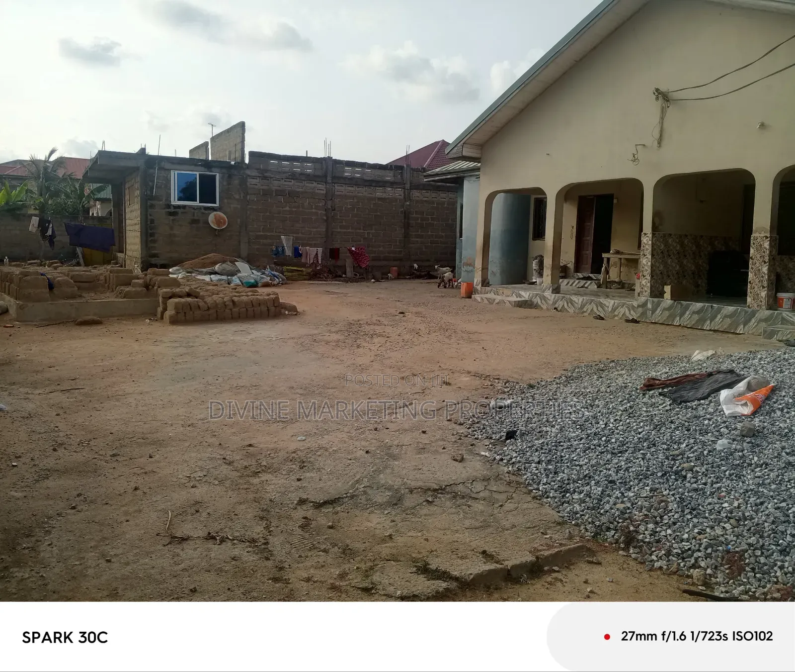 4bdrm House in Choice, Weija for sale