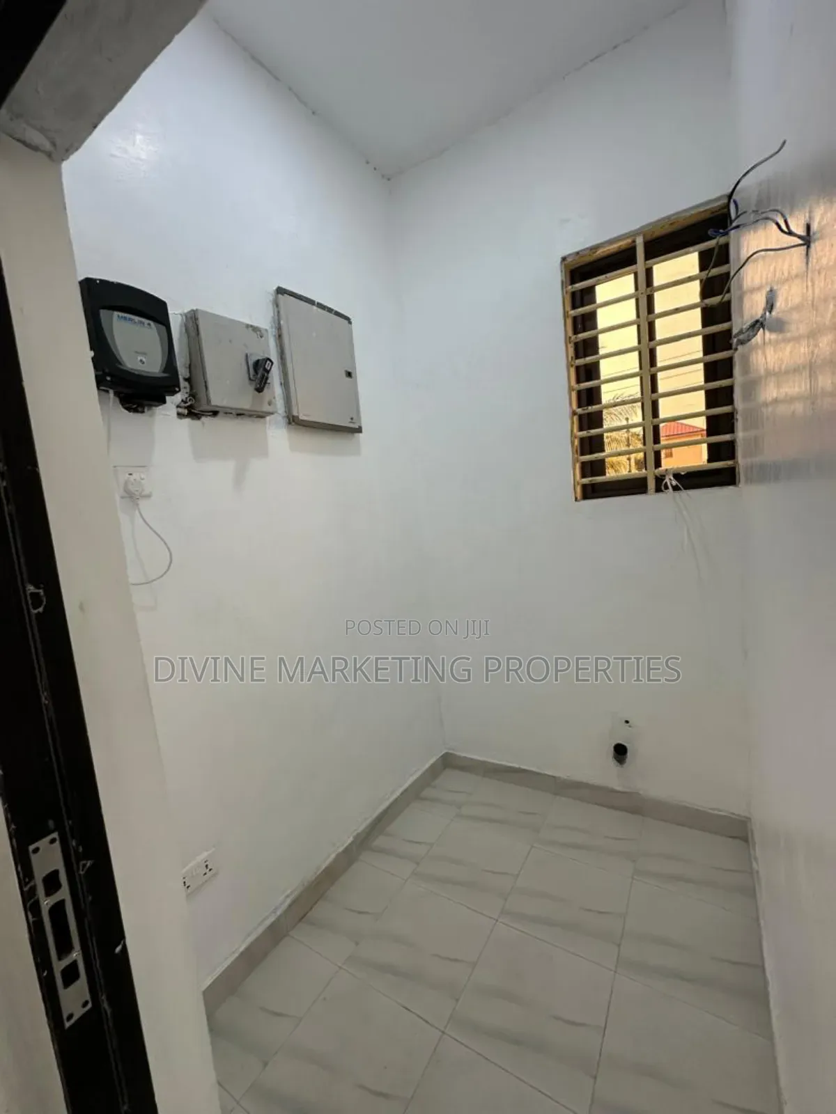4bdrm House in Nmai Dzorn Melcom for sale