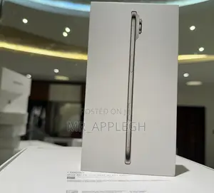 New Apple iPhone Air 256 GB Gold