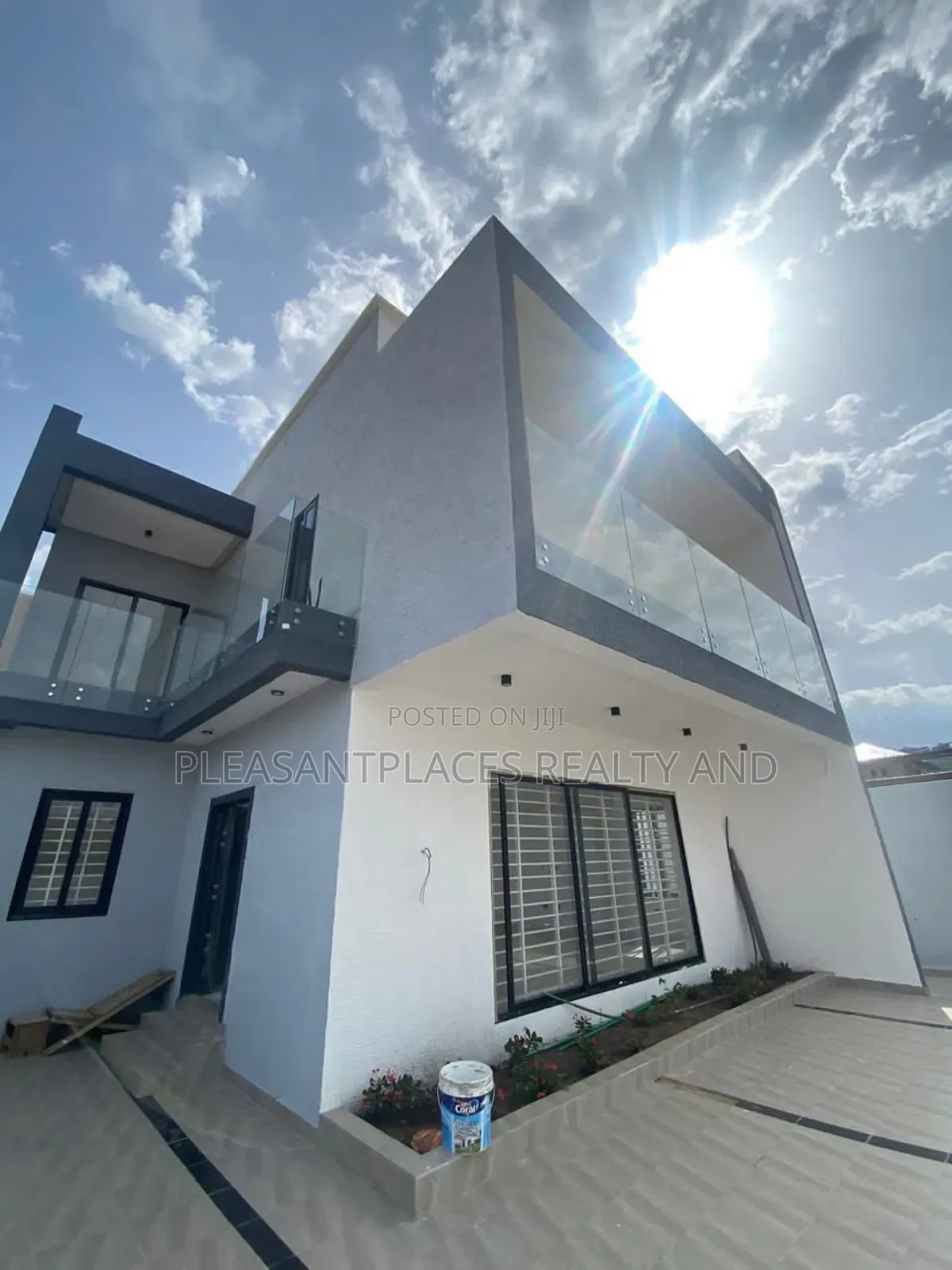4bdrm House in Pleasantplaces, Oyarifa for sale