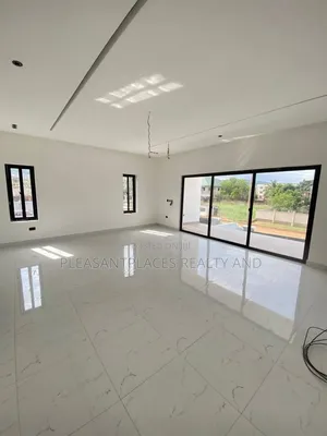 4bdrm House in Pleasantplaces, Oyarifa for sale