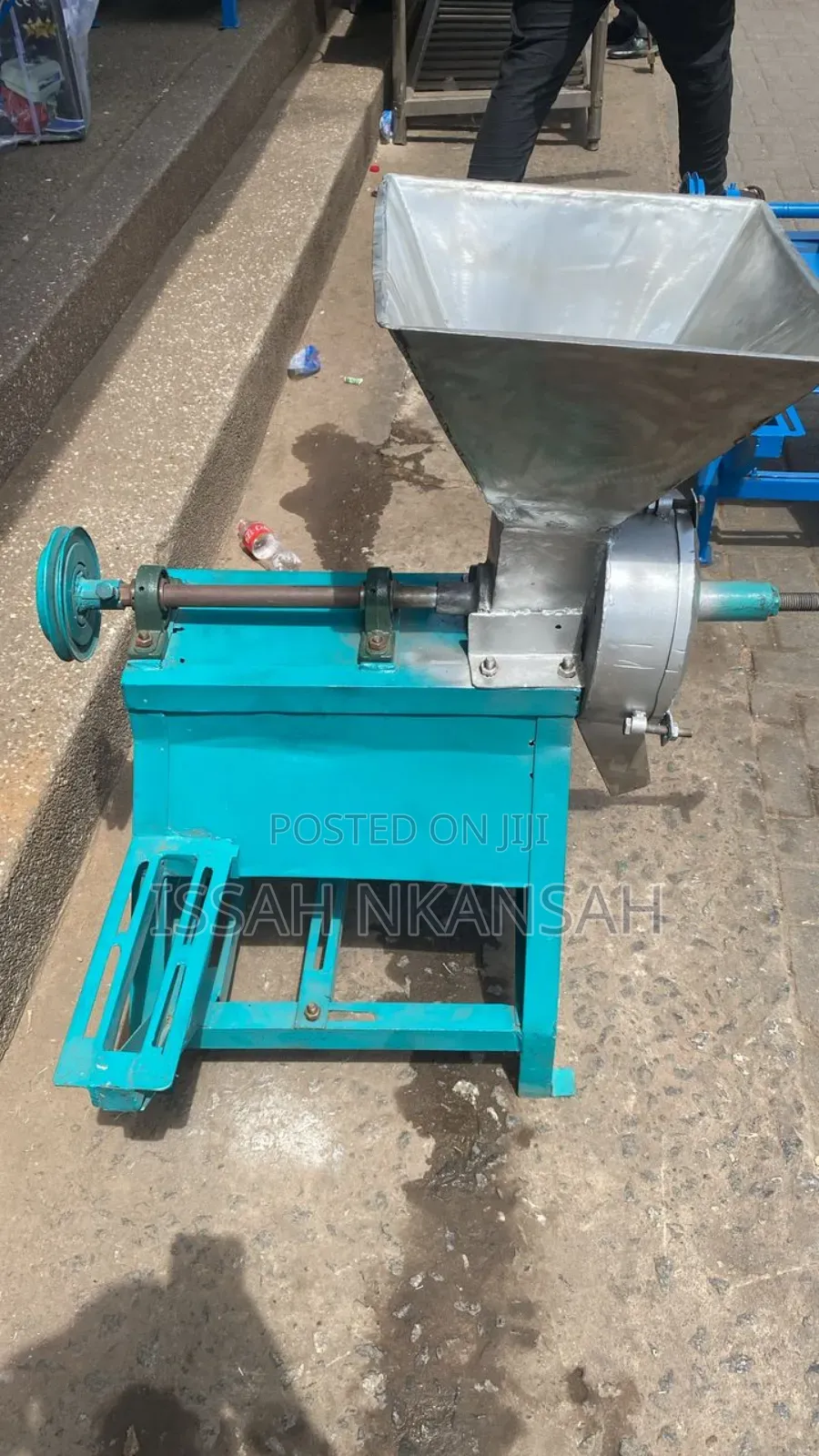 Drying Herbs Mill