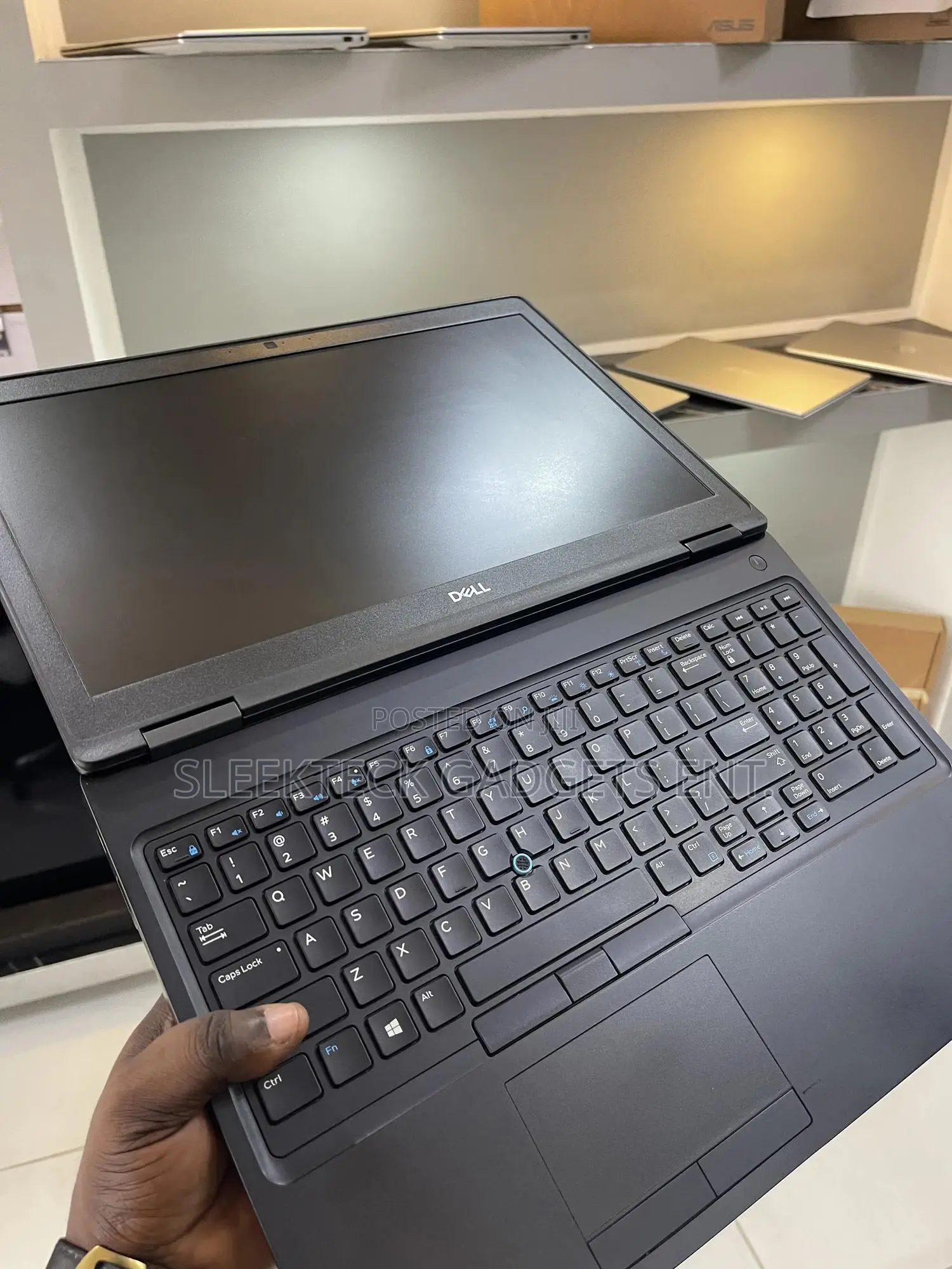 Laptop Dell Latitude 5590 16GB Intel Core i7 SSD 512GB