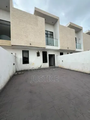 2bdrm Duplex in School Junction, East Legon for rent