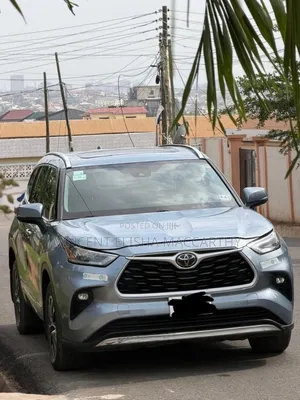 Toyota Highlander XLE AWD 2020 Blue