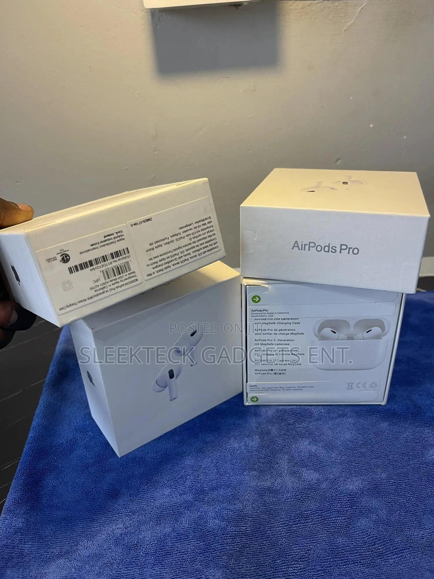 Apple Airpods Pro – Wireless Noise-Cancelling Earbuds With Case