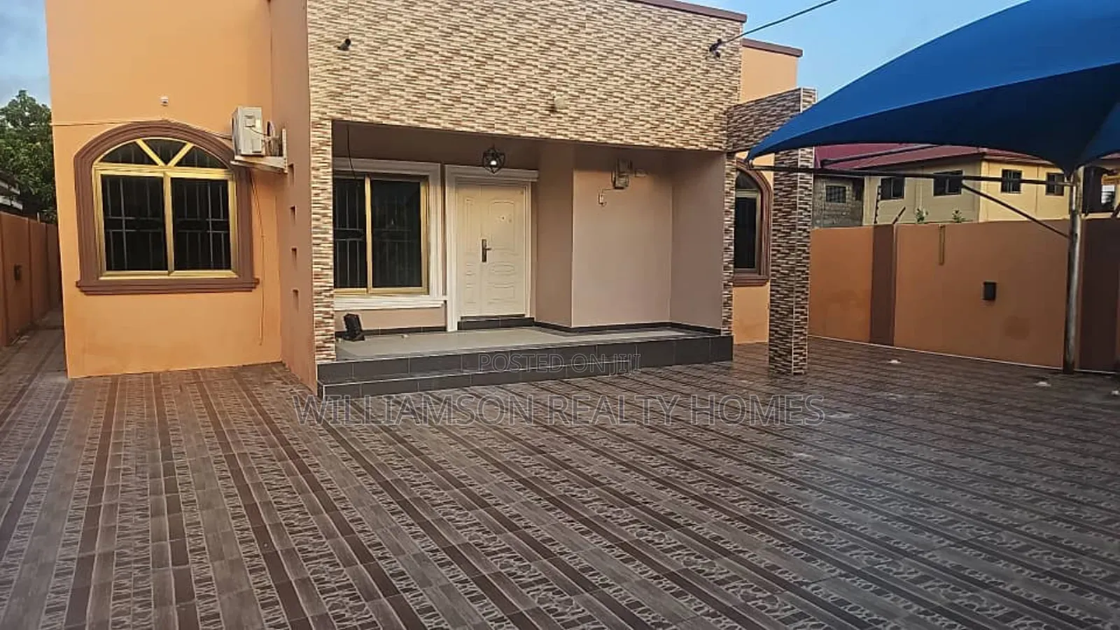3bdrm House in Spintex Road for rent