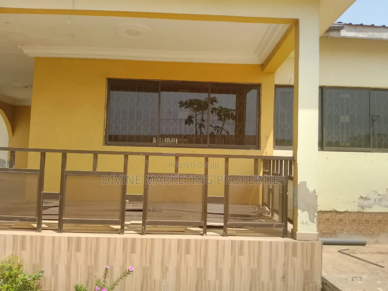 4bdrm House in Kokrobite, Accra Metropolitan for sale