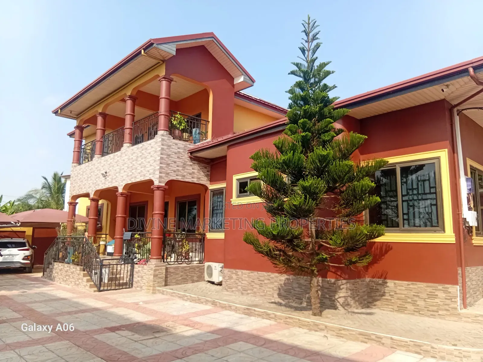 Furnished 6bdrm House in Bortianor, Accra Metropolitan for sale
