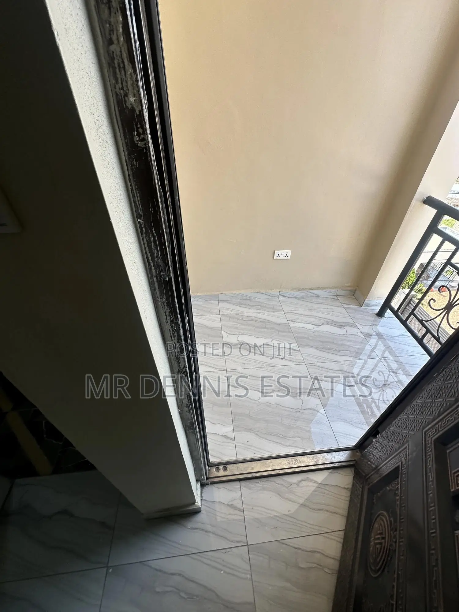 2bdrm Apartment in Mr Dennis Estates, West Hills Mall Area for rent