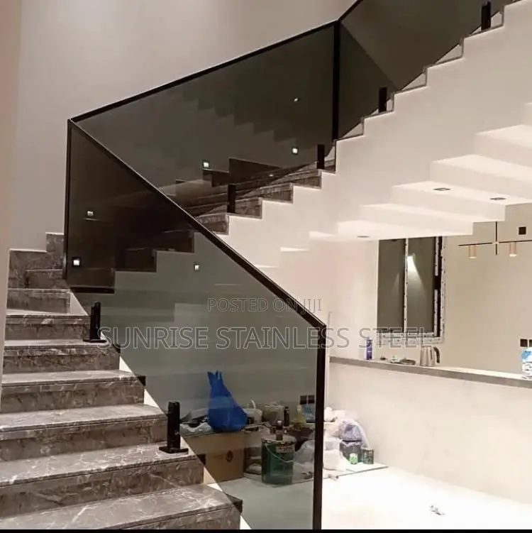 Sunrise Stainless Staircase Frameless Design