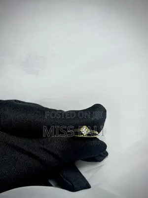 Quiet Promise Ring. Size 7