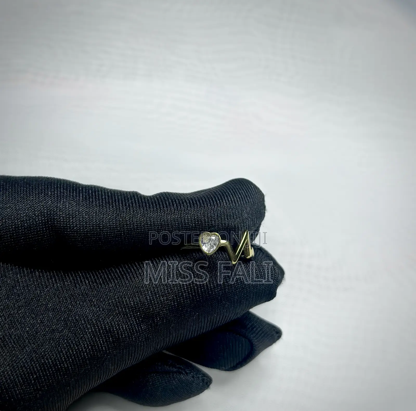 Heartbeat Promise Ring. Size 6 and 8