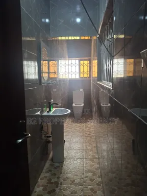 Furnished 6bdrm Mansion in B2 Properties Agency, Kumasi Metropolitan