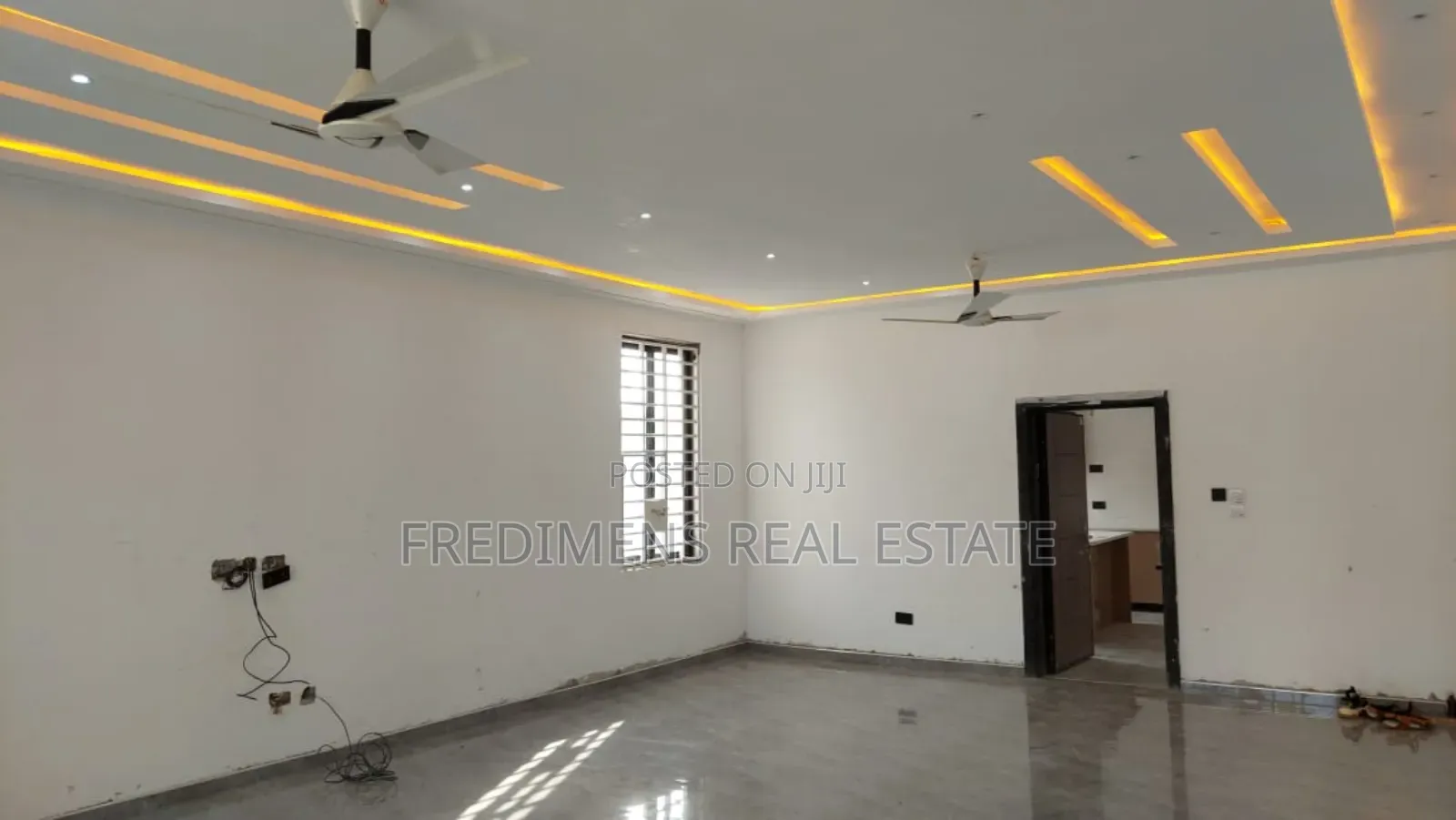5bdrm House in Fredimens Real, Kumasi Metropolitan for sale