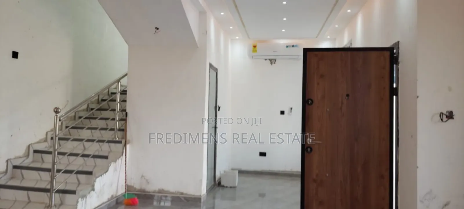 5bdrm House in Fredimens Real, Kumasi Metropolitan for sale