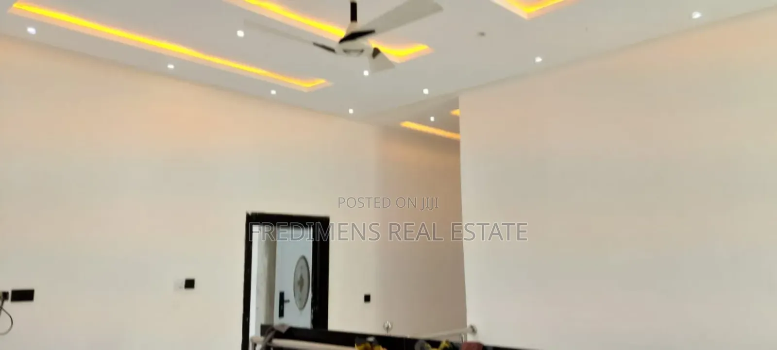 5bdrm House in Fredimens Real, Kumasi Metropolitan for sale