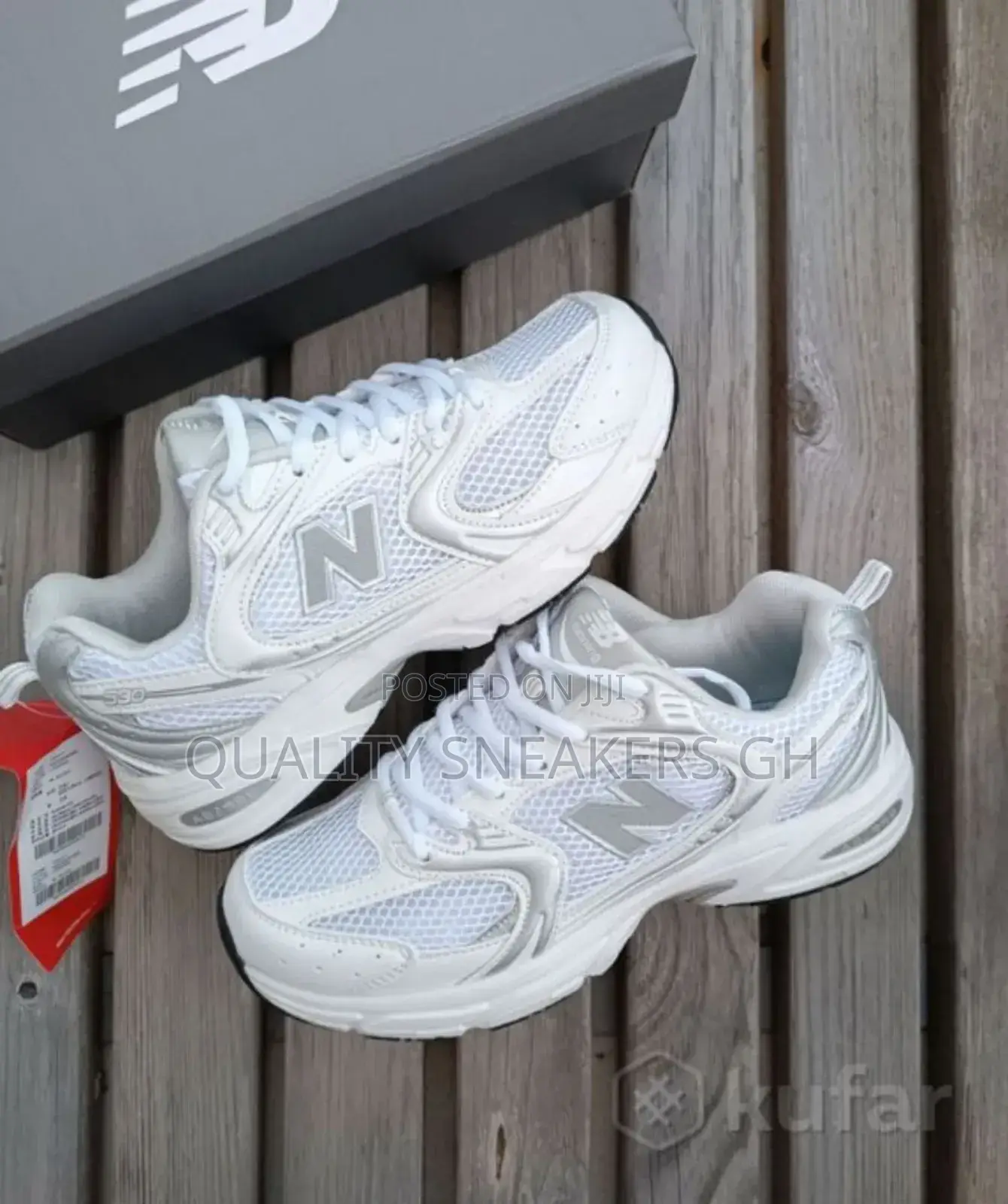 White New Balance 530