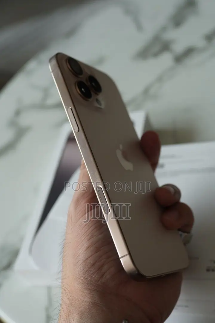 Apple iPhone 16 Pro Max 512 GB Gold
