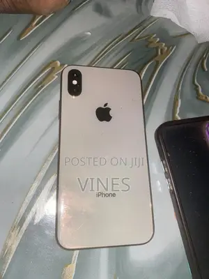 Apple iPhone XS 64 GB Gold