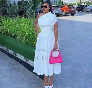 Ladies White Dress in Sizes