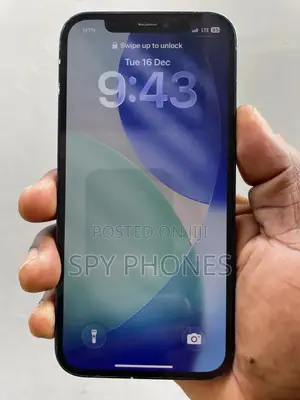 Apple iPhone 12 64 GB Black