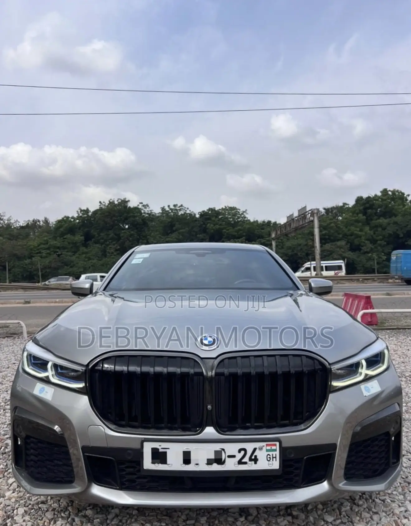 BMW 7 Series 2022 Silver