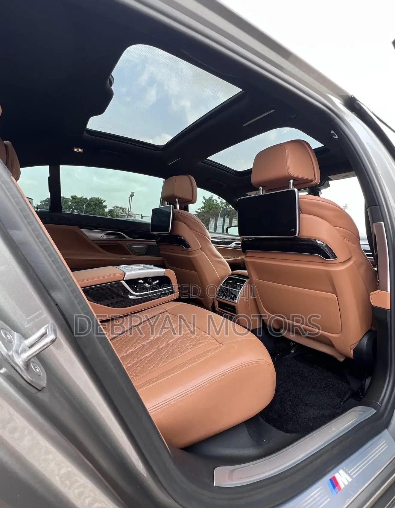 BMW 7 Series 2022 Silver