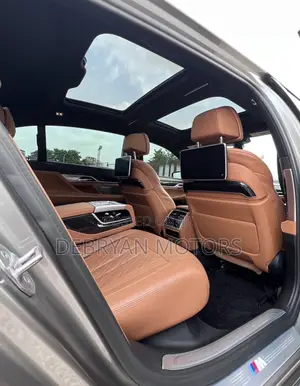 BMW 7 Series 2022 Silver