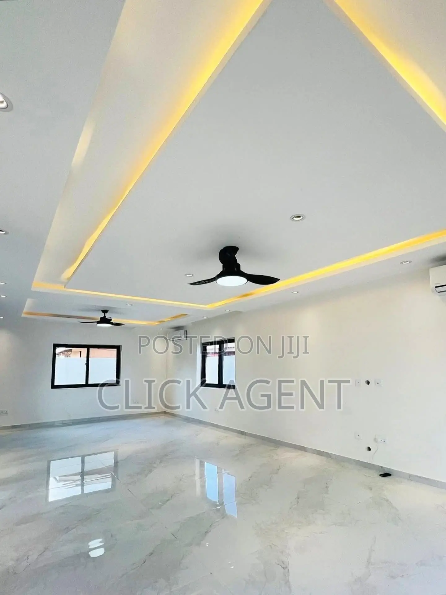 3bdrm Townhouse/Terrace in Adjiaganno Estate, Otano for sale