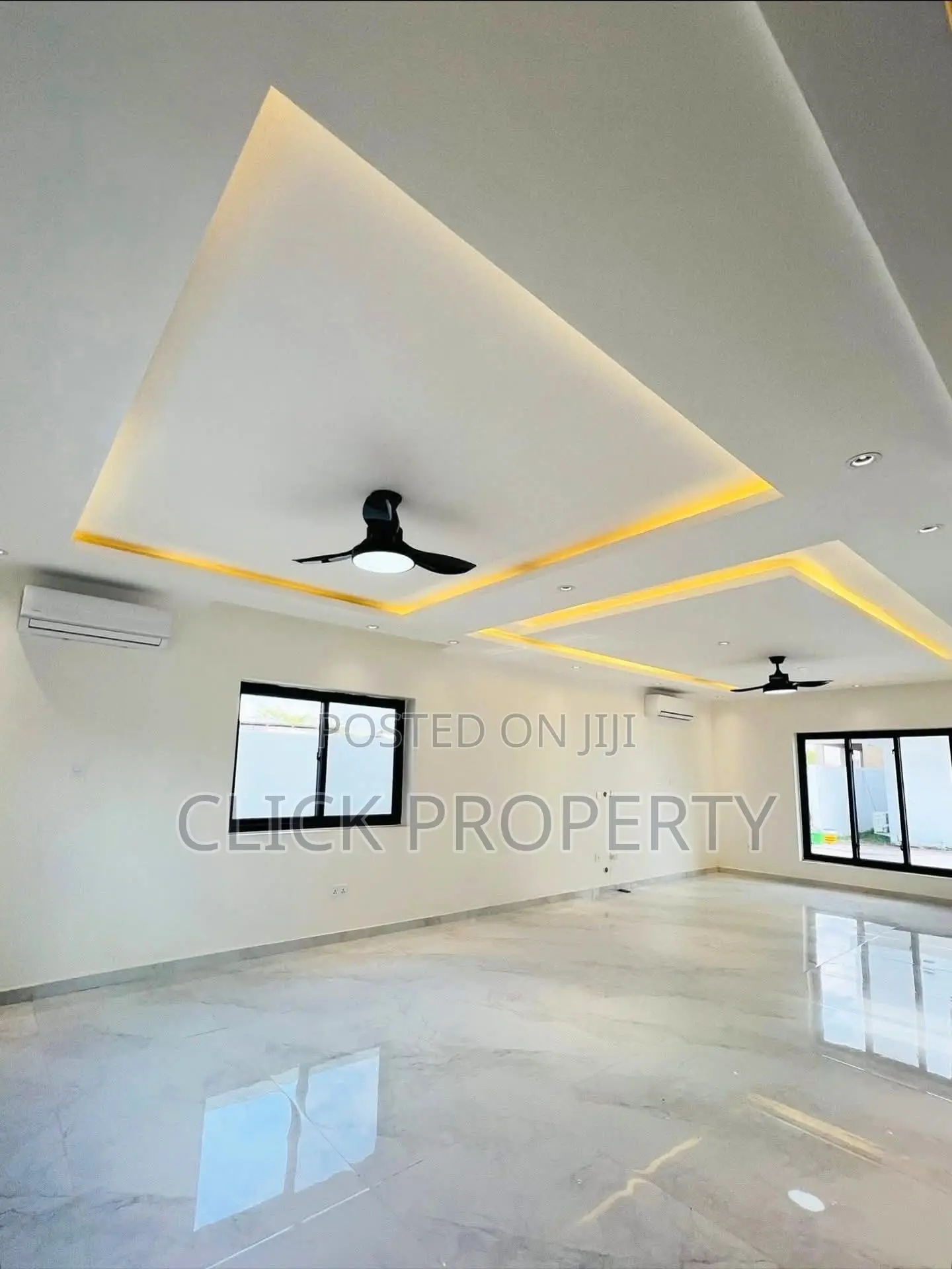 3bdrm Townhouse/Terrace in Adjiaganno Estate, Otano for sale